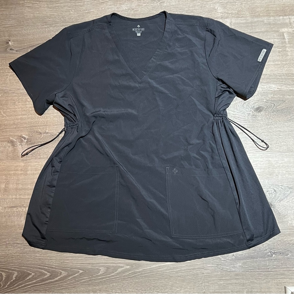 Maternity Med Couture v-neck scrub top, size 2x, pewter, adjustable side panels